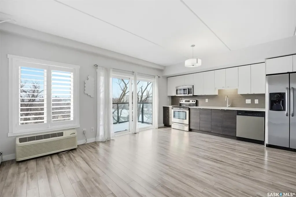 550 4th Avenue N Saskatoon SK S7K 2M7