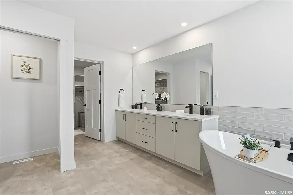 150 Haverstock Crescent Saskatoon SK S7W 1E2