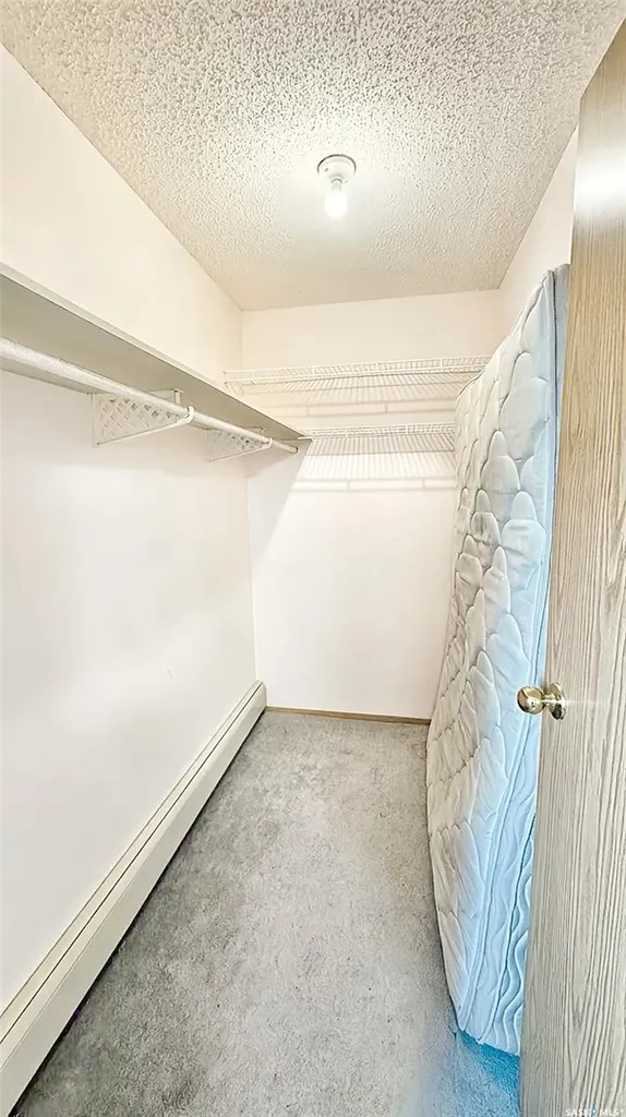 918 Argyle Avenue Saskatoon SK S7H 2W1