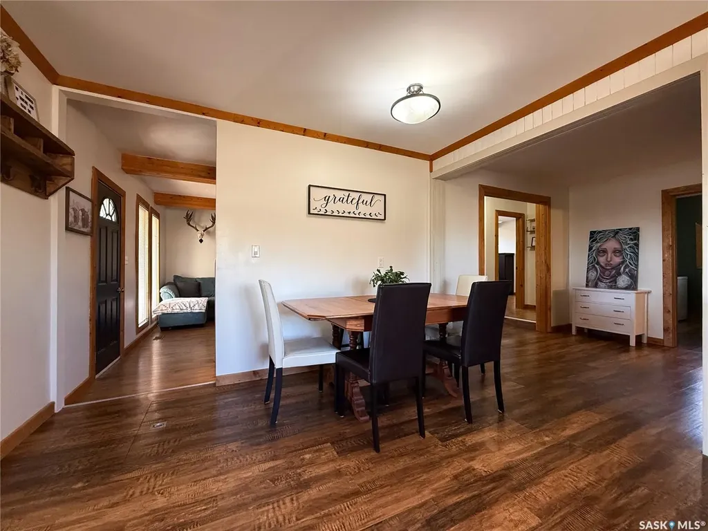 103 1st Street E Frontier SK S0N 0W0