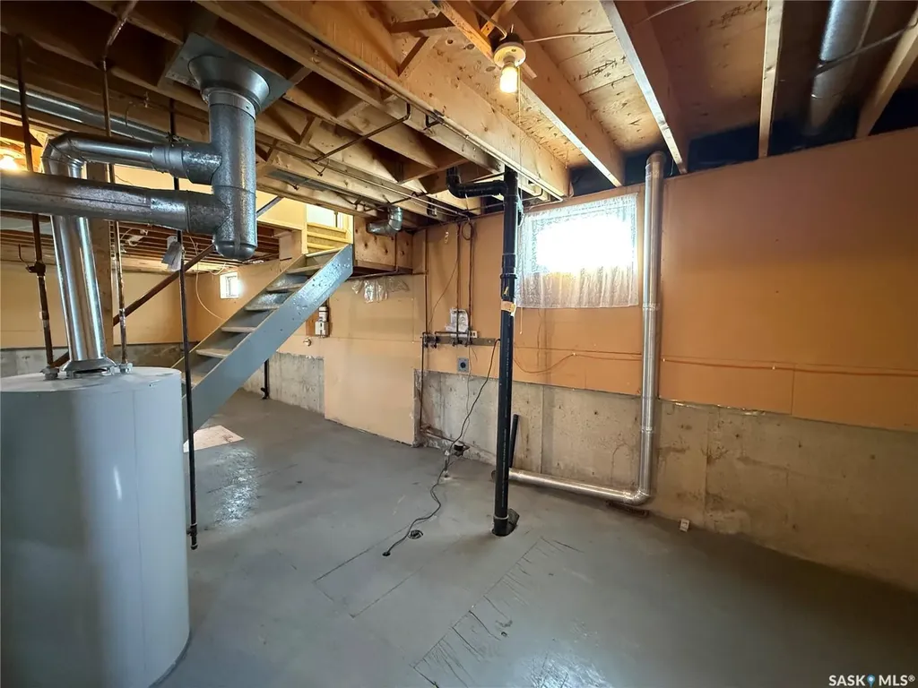 970 Larson Crescent Eston SK S0L 1A0