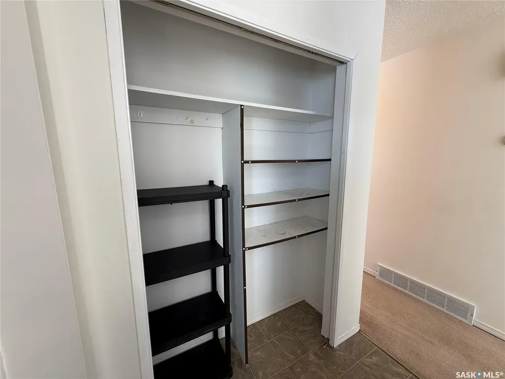 970 Larson Crescent Eston SK S0L 1A0