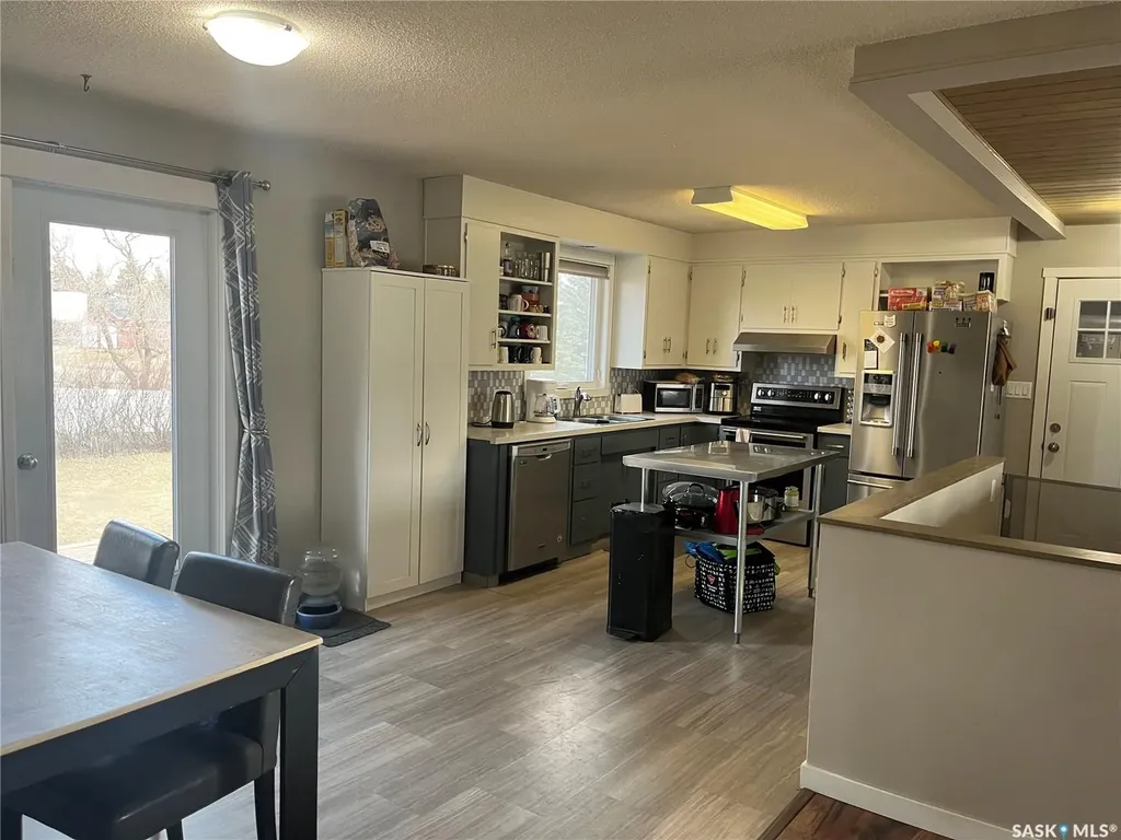 333 7th Street Alameda SK S0C 0A0