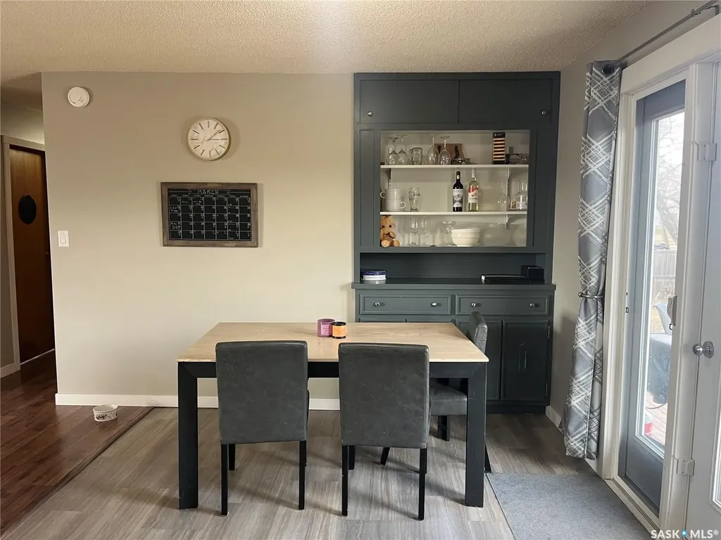 333 7th Street Alameda SK S0C 0A0