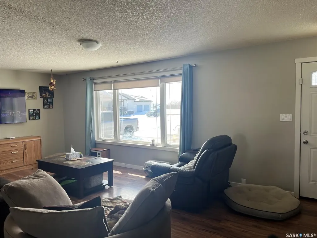 333 7th Street Alameda SK S0C 0A0