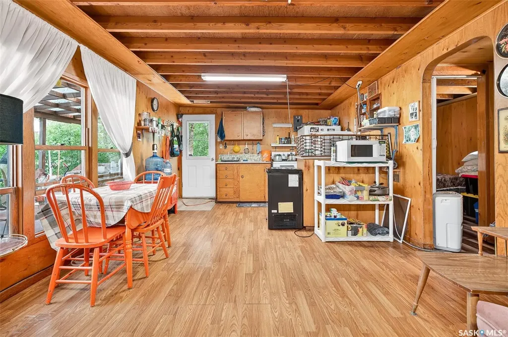 743 Tatanka Drive South Lake SK S0H 2X0