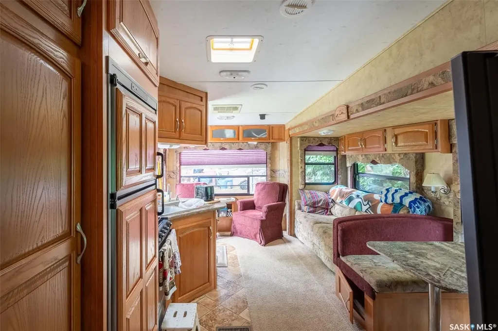 743 Tatanka Drive South Lake SK S0H 2X0