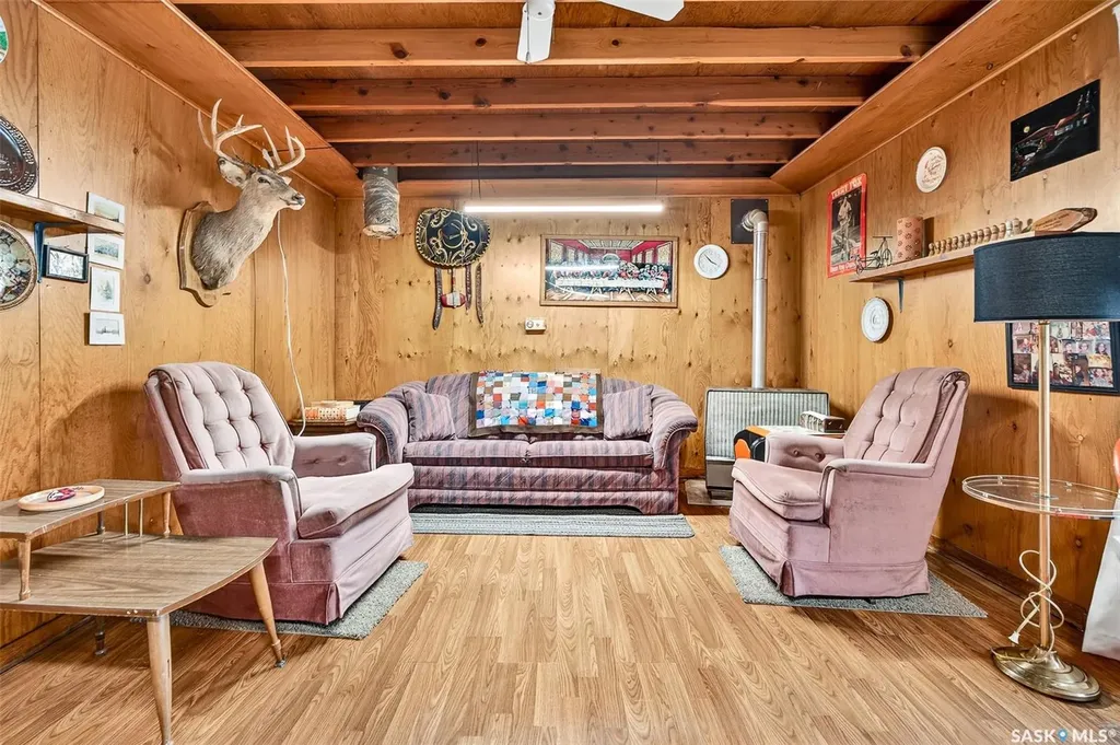 743 Tatanka Drive South Lake SK S0H 2X0