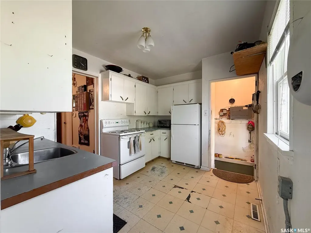 269 2nd Avenue NE Swift Current SK S9H 2C9