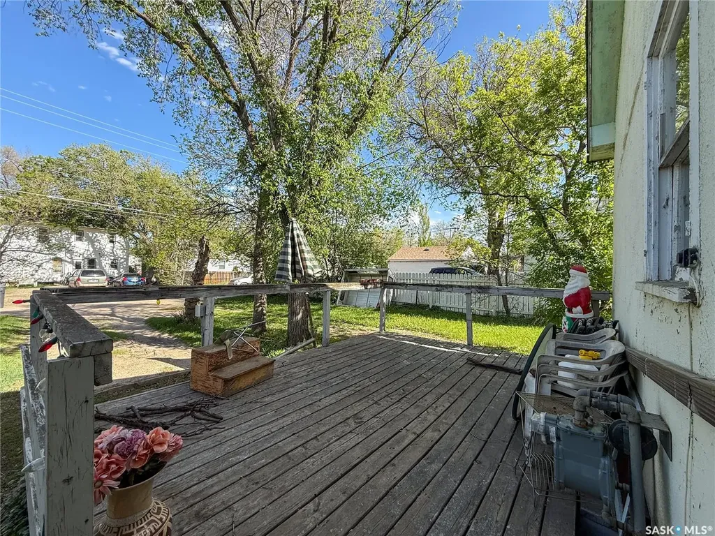 269 2nd Avenue NE Swift Current SK S9H 2C9
