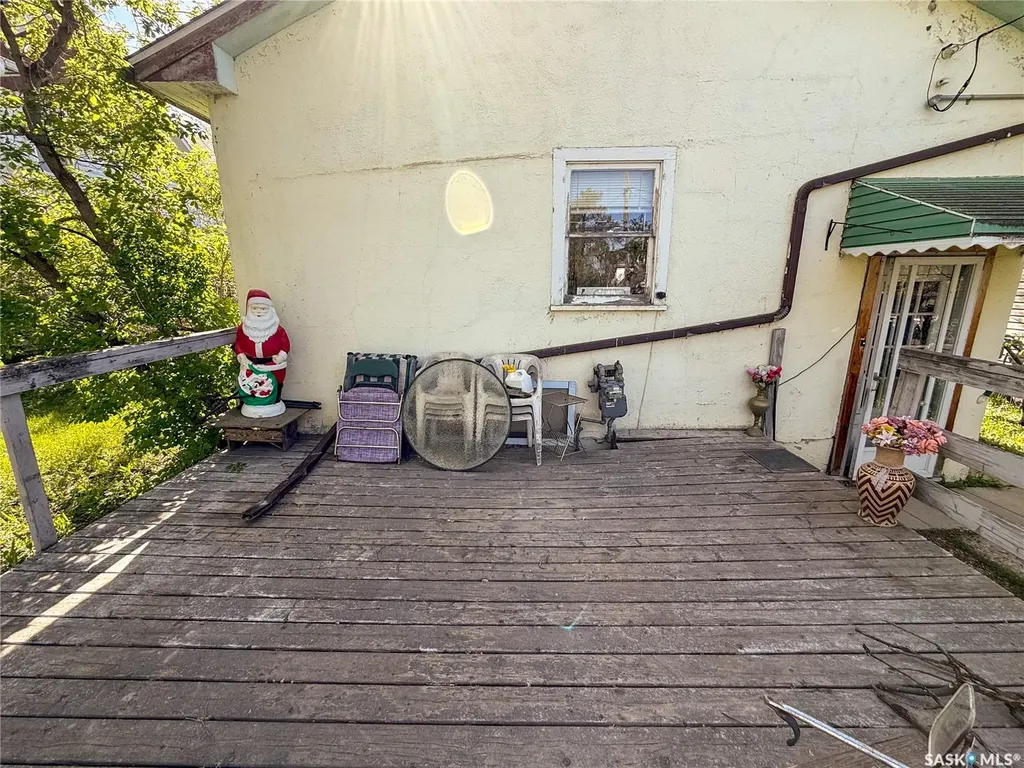 269 2nd Avenue NE Swift Current SK S9H 2C9