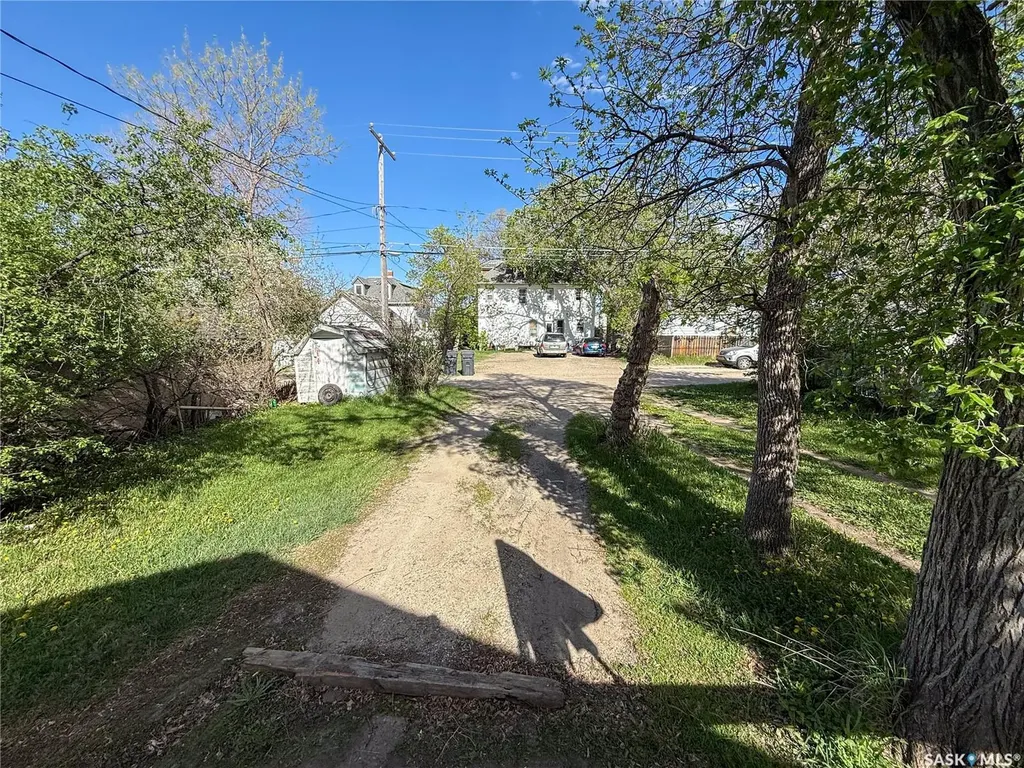 269 2nd Avenue NE Swift Current SK S9H 2C9
