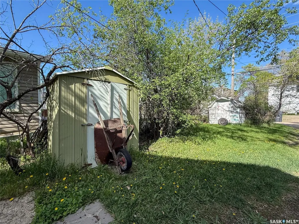 269 2nd Avenue NE Swift Current SK S9H 2C9