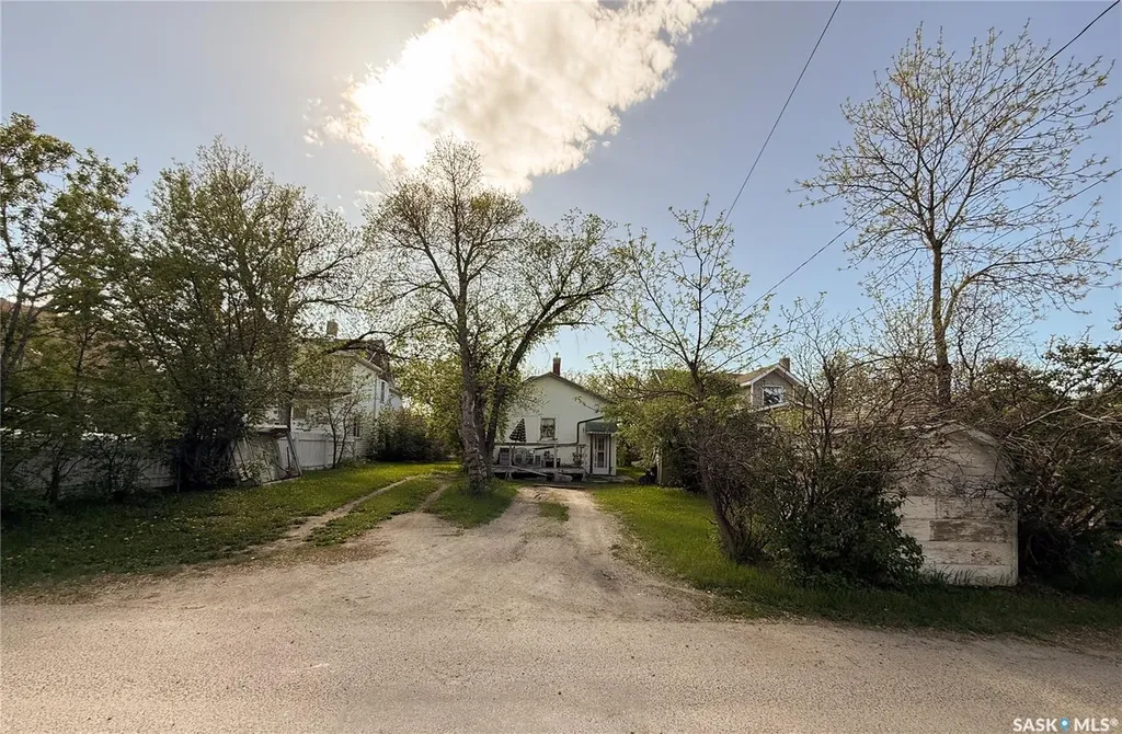 269 2nd Avenue NE Swift Current SK S9H 2C9