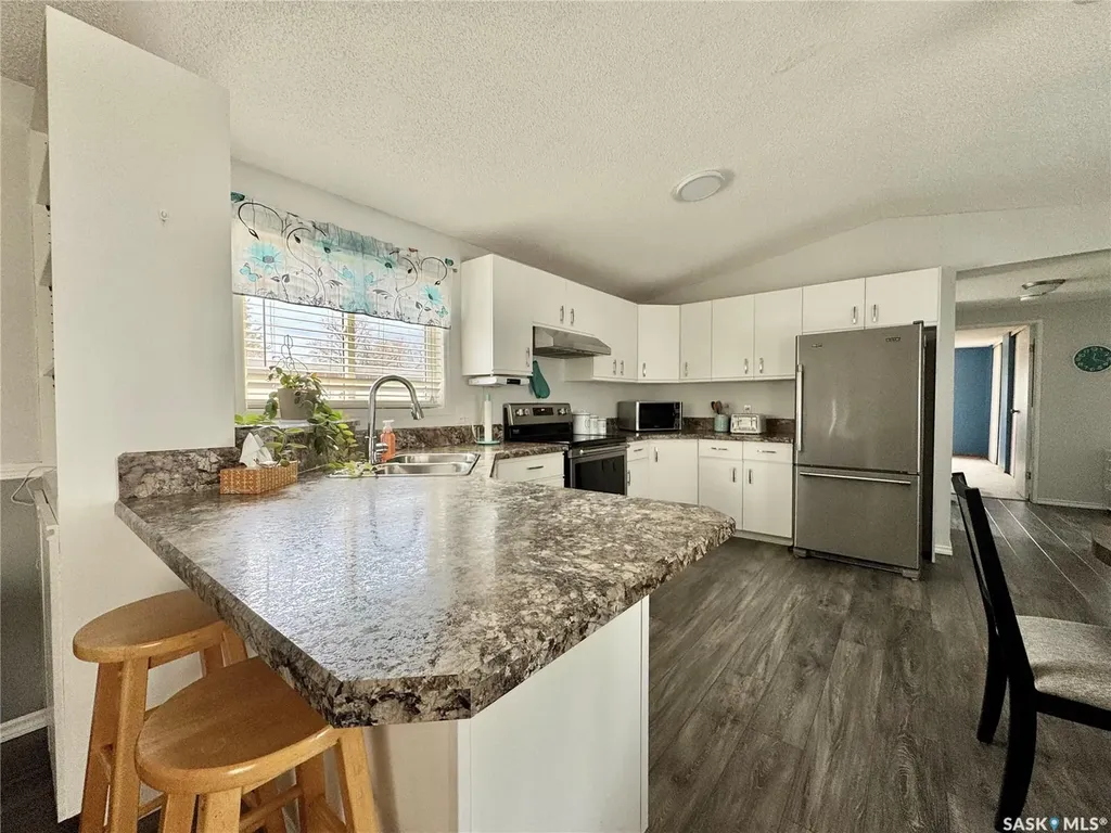 317 Riedel Avenue E Langenburg SK S0A 2A0