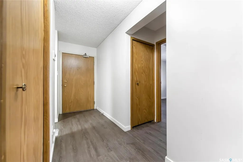 345 Kingsmere Boulevard Saskatoon SK S7J 4J6