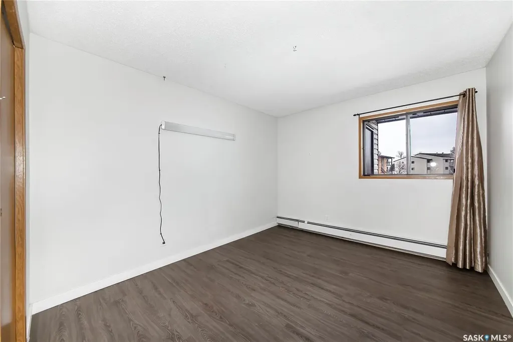 345 Kingsmere Boulevard Saskatoon SK S7J 4J6