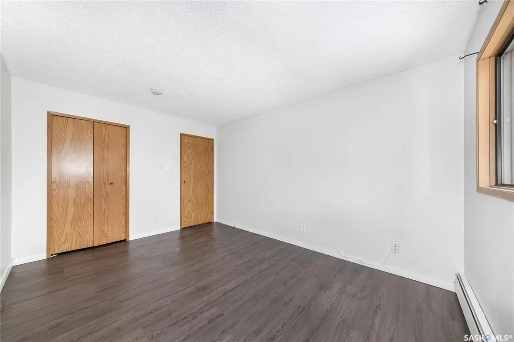 345 Kingsmere Boulevard Saskatoon SK S7J 4J6