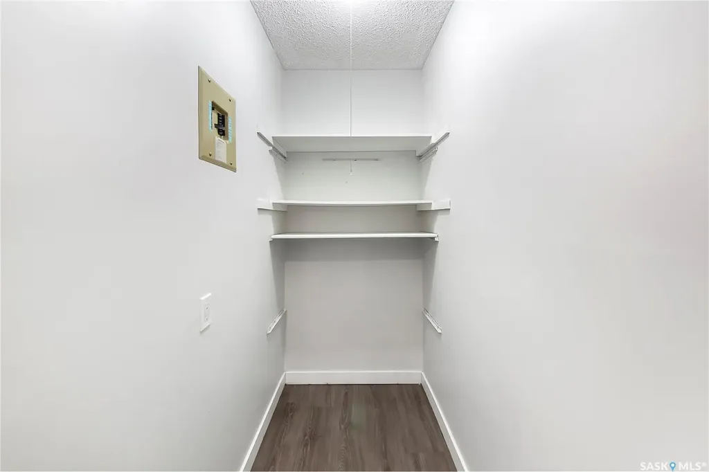 345 Kingsmere Boulevard Saskatoon SK S7J 4J6
