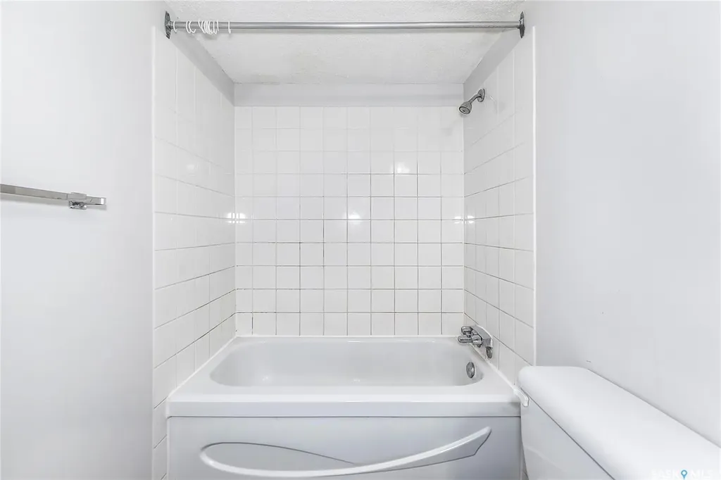 345 Kingsmere Boulevard Saskatoon SK S7J 4J6