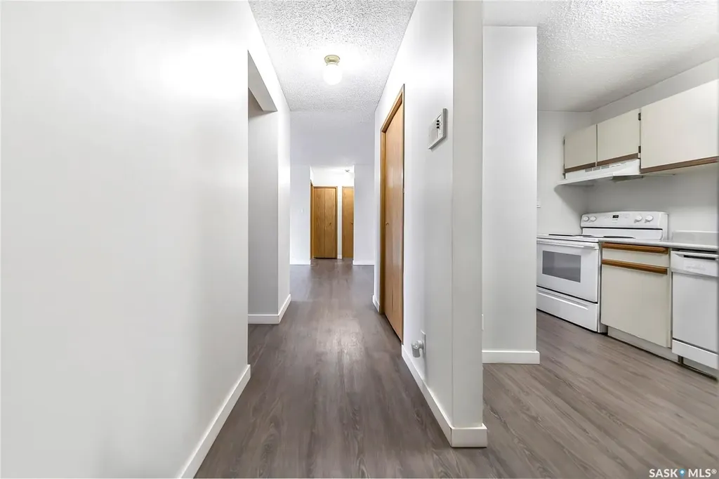 345 Kingsmere Boulevard Saskatoon SK S7J 4J6