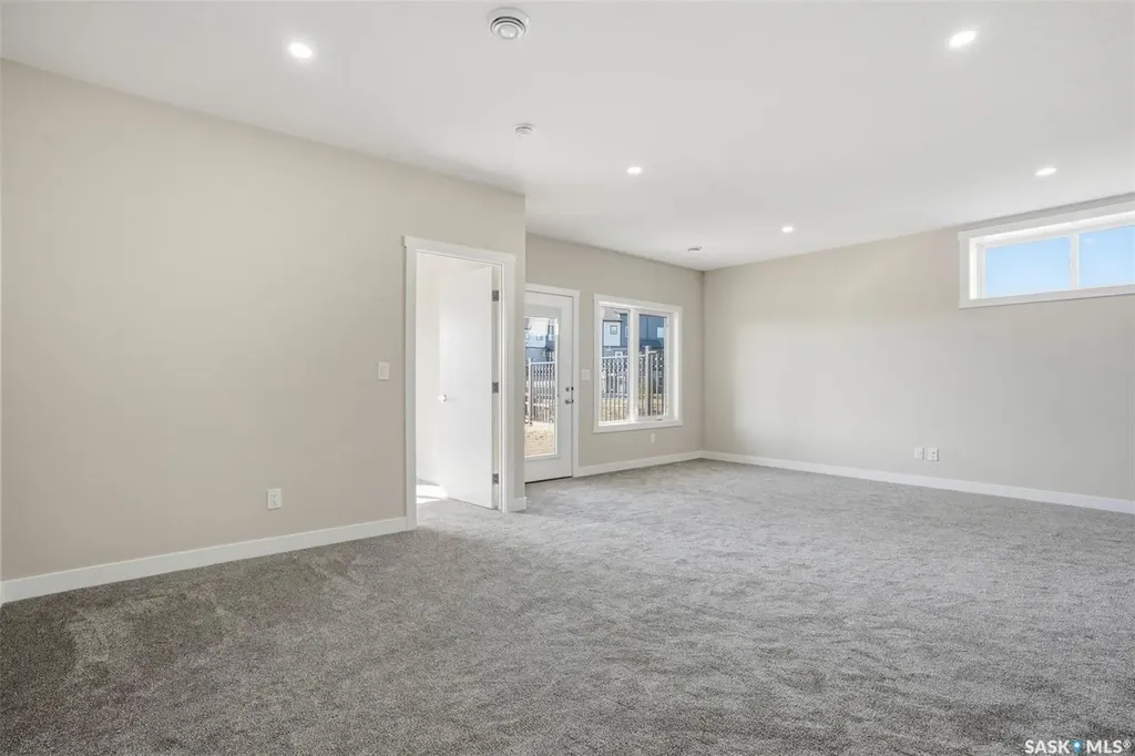 435 Sharma Crescent Saskatoon SK S7W 0Y4