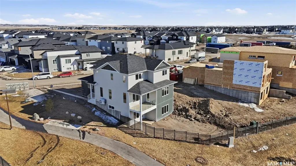 435 Sharma Crescent Saskatoon SK S7W 0Y4