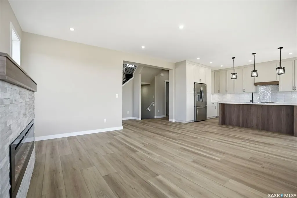435 Sharma Crescent Saskatoon SK S7W 0Y4