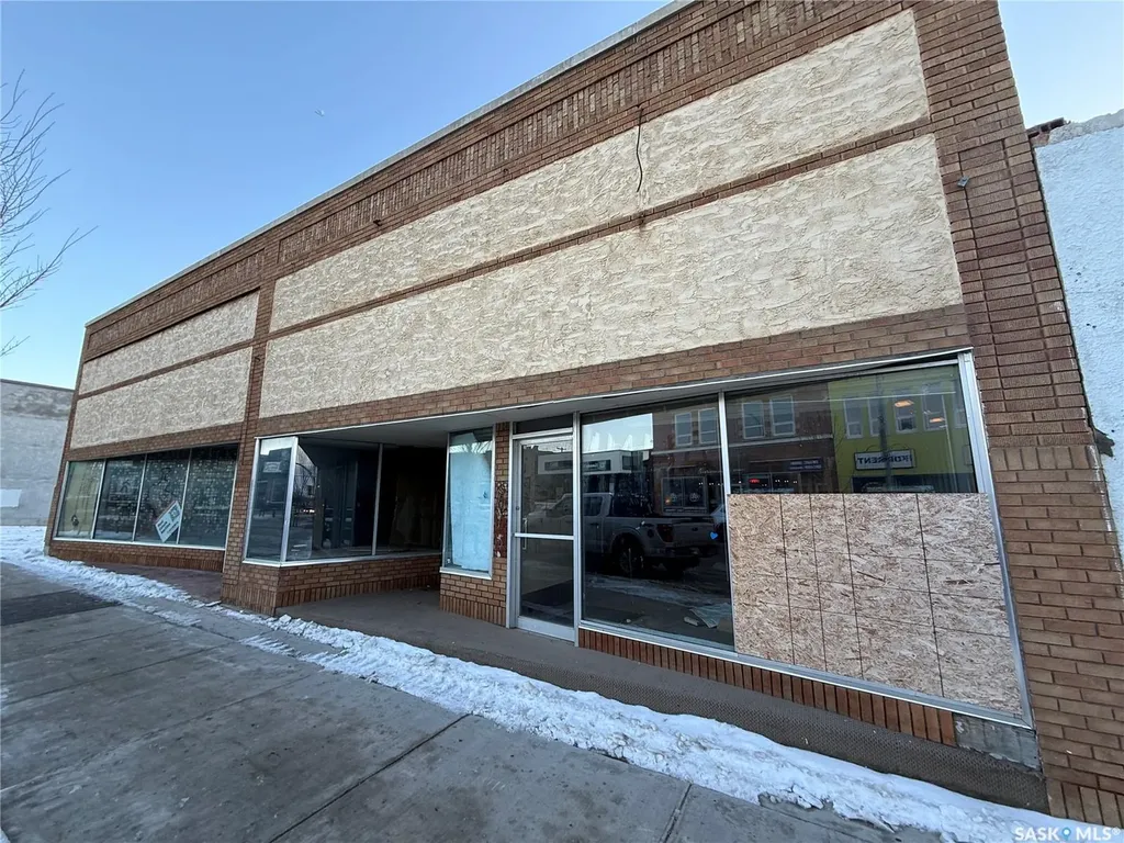 1132 101st Street North Battleford SK S9A 0Z6
