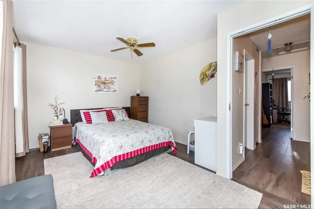 1128 Mckercher Drive Saskatoon SK S7H 4Y7