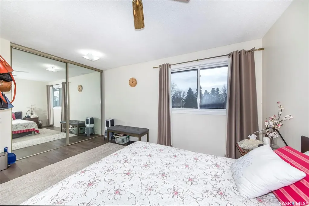 1128 Mckercher Drive Saskatoon SK S7H 4Y7