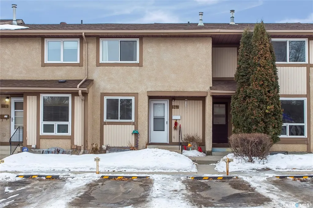 1128 Mckercher Drive Saskatoon SK S7H 4Y7