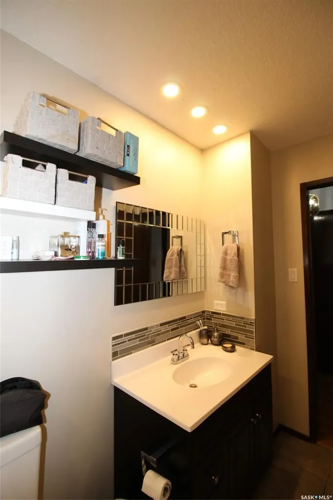 522 4th Street W Shaunavon SK S0N 2M0