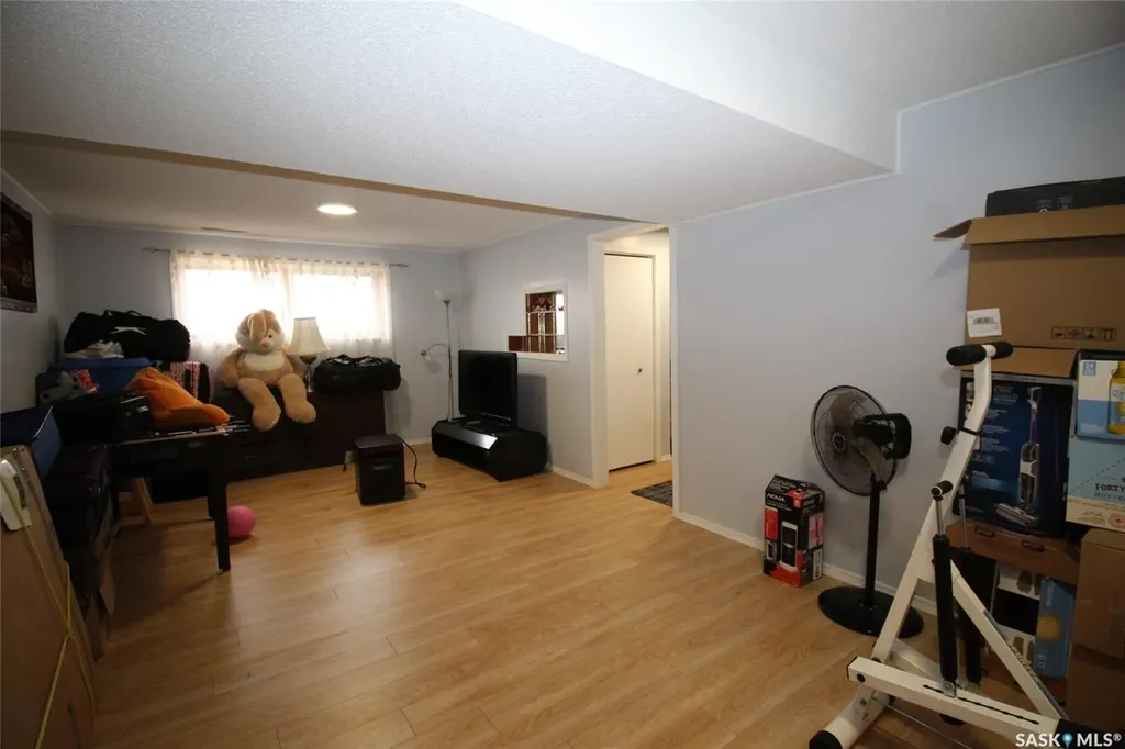522 4th Street W Shaunavon SK S0N 2M0