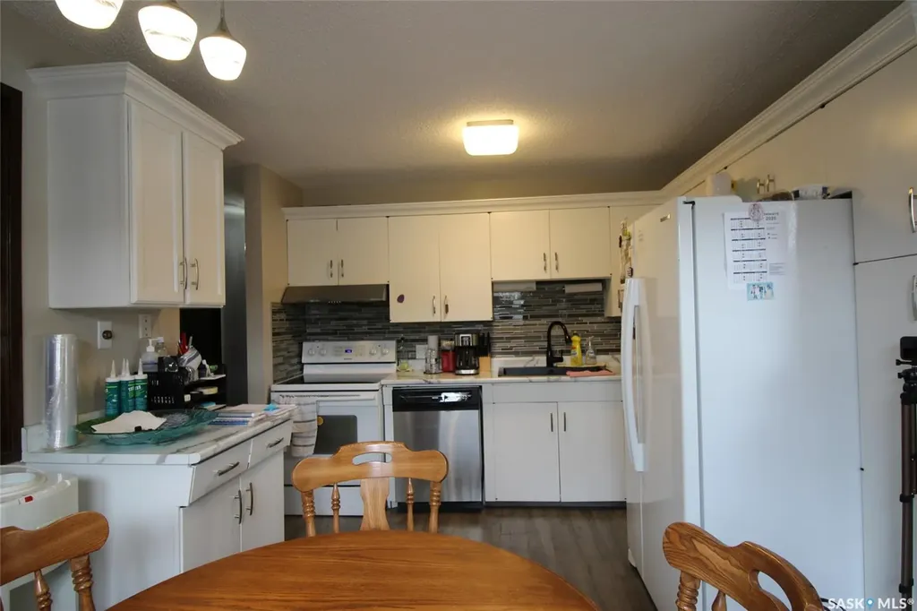 522 4th Street W Shaunavon SK S0N 2M0