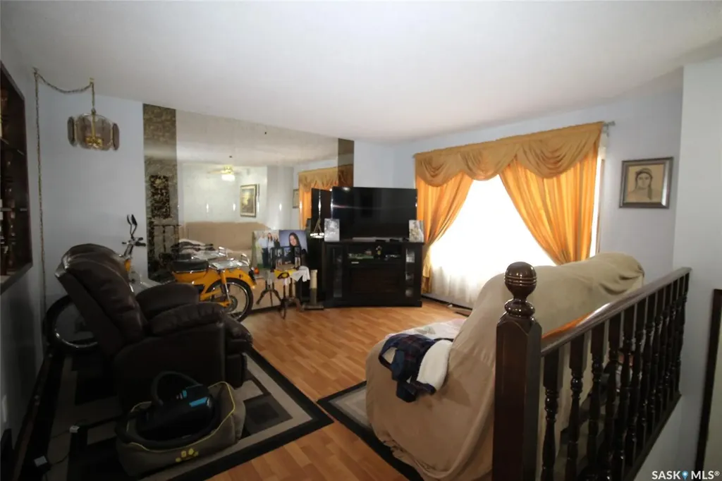 522 4th Street W Shaunavon SK S0N 2M0