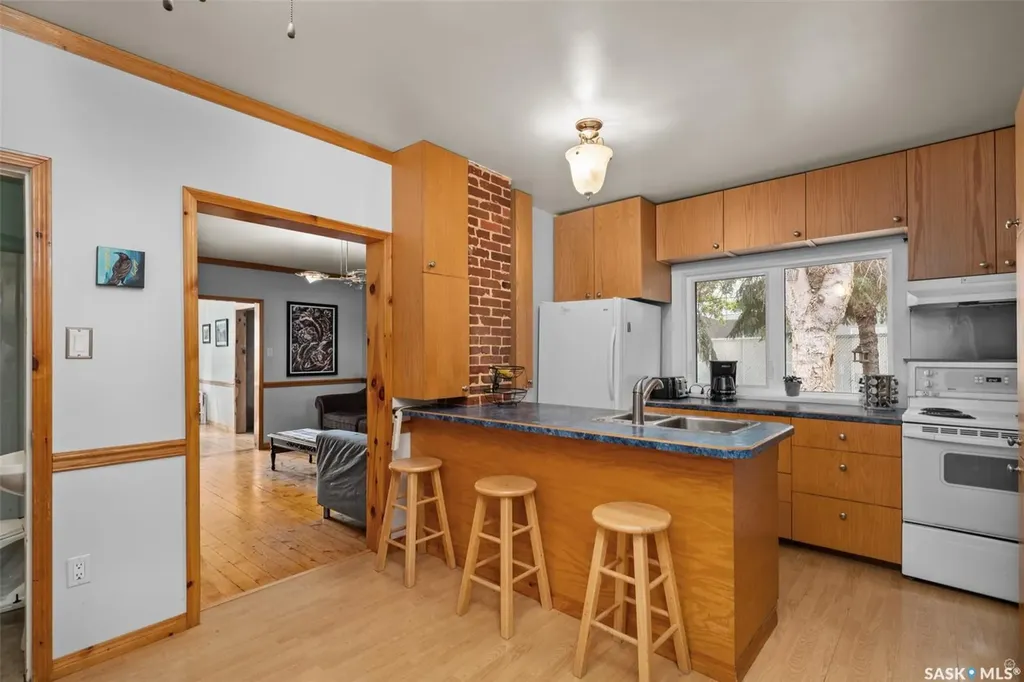546 7th Street E Prince Albert SK S6V 0S5