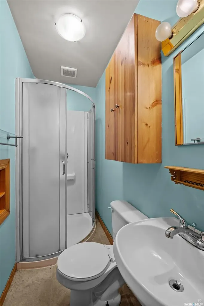 546 7th Street E Prince Albert SK S6V 0S5