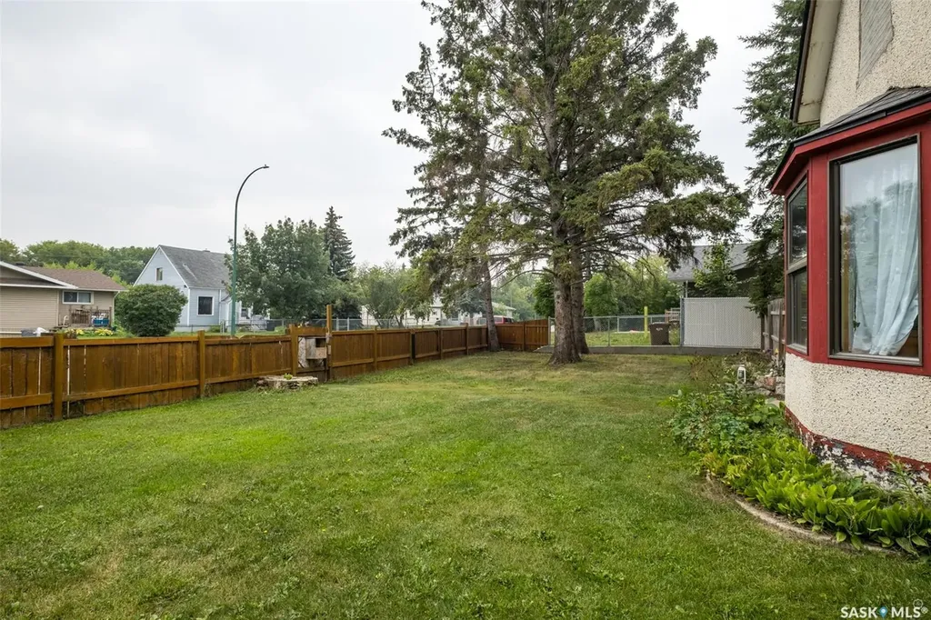 546 7th Street E Prince Albert SK S6V 0S5