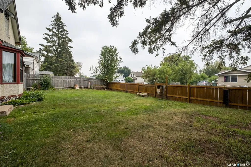 546 7th Street E Prince Albert SK S6V 0S5