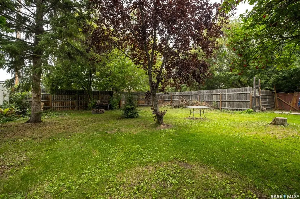 546 7th Street E Prince Albert SK S6V 0S5