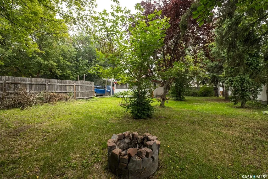 546 7th Street E Prince Albert SK S6V 0S5