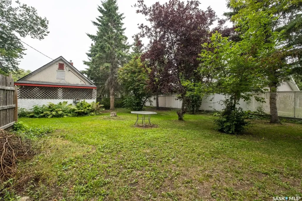 546 7th Street E Prince Albert SK S6V 0S5