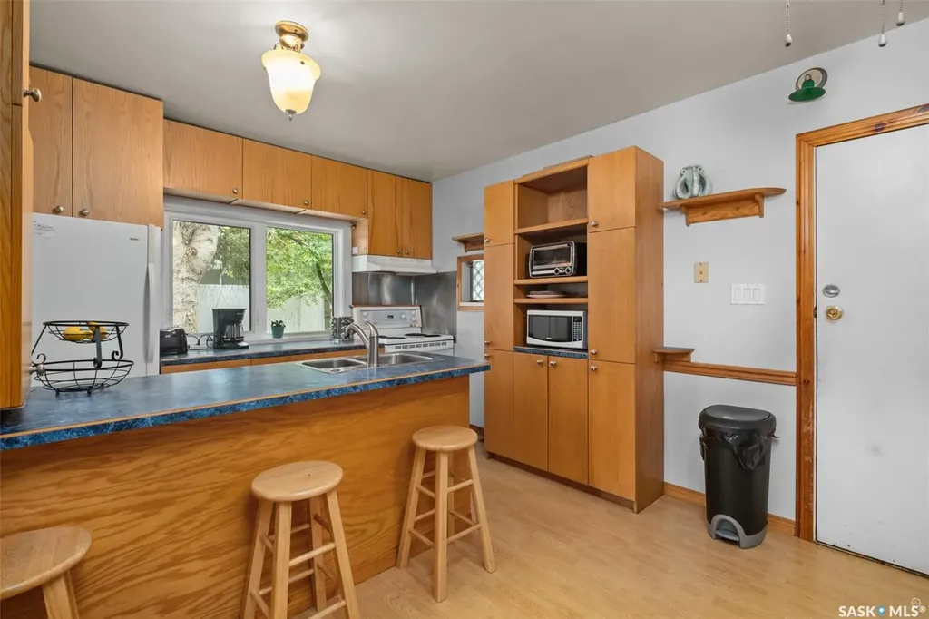 546 7th Street E Prince Albert SK S6V 0S5