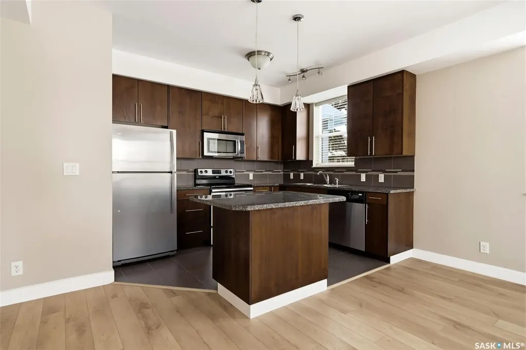 2313 Montreal Street Regina SK S4P 1L9