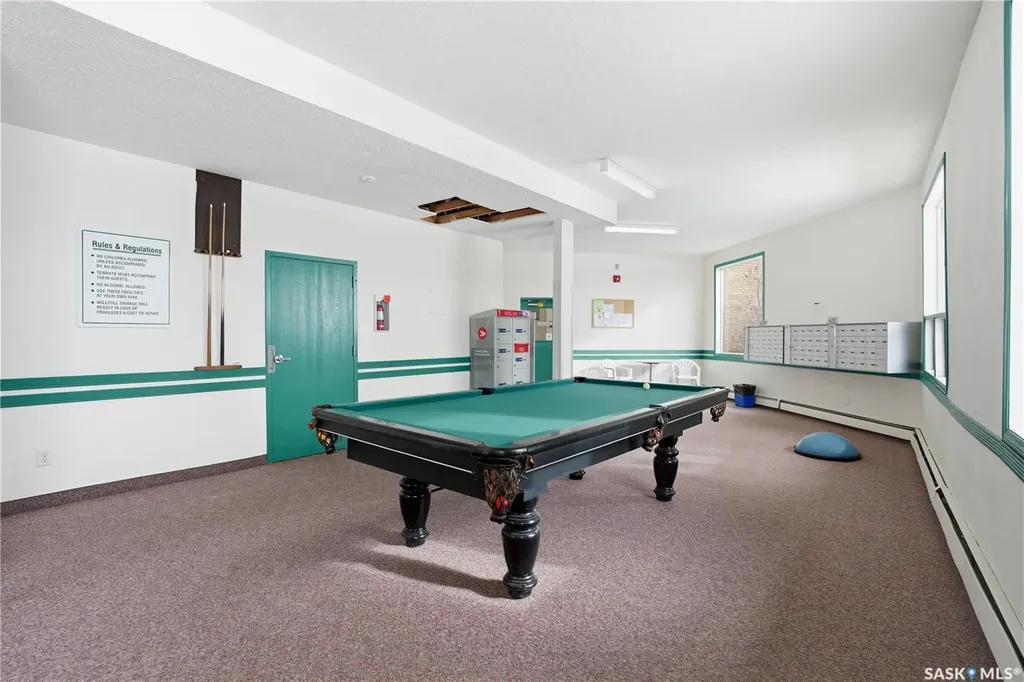 423 Tait Court Saskatoon SK S7H 5L3