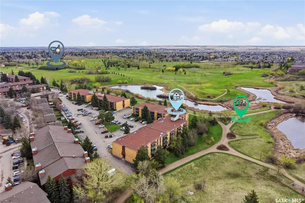 423 Tait Court Saskatoon SK S7H 5L3
