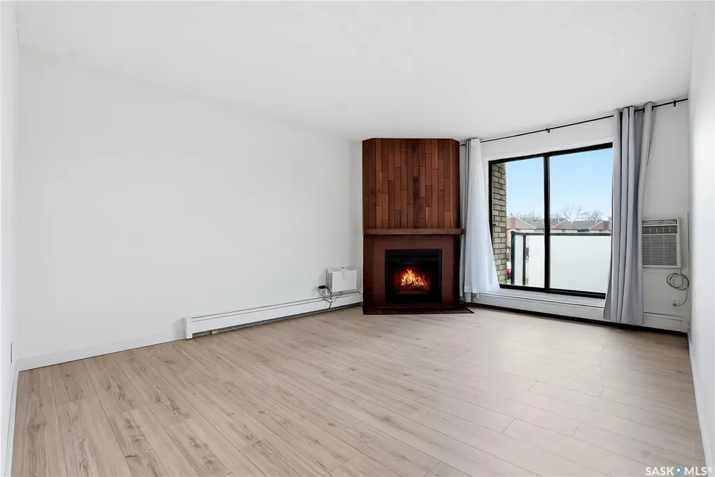 423 Tait Court Saskatoon SK S7H 5L3