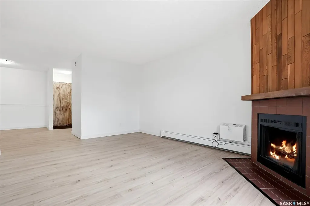 423 Tait Court Saskatoon SK S7H 5L3