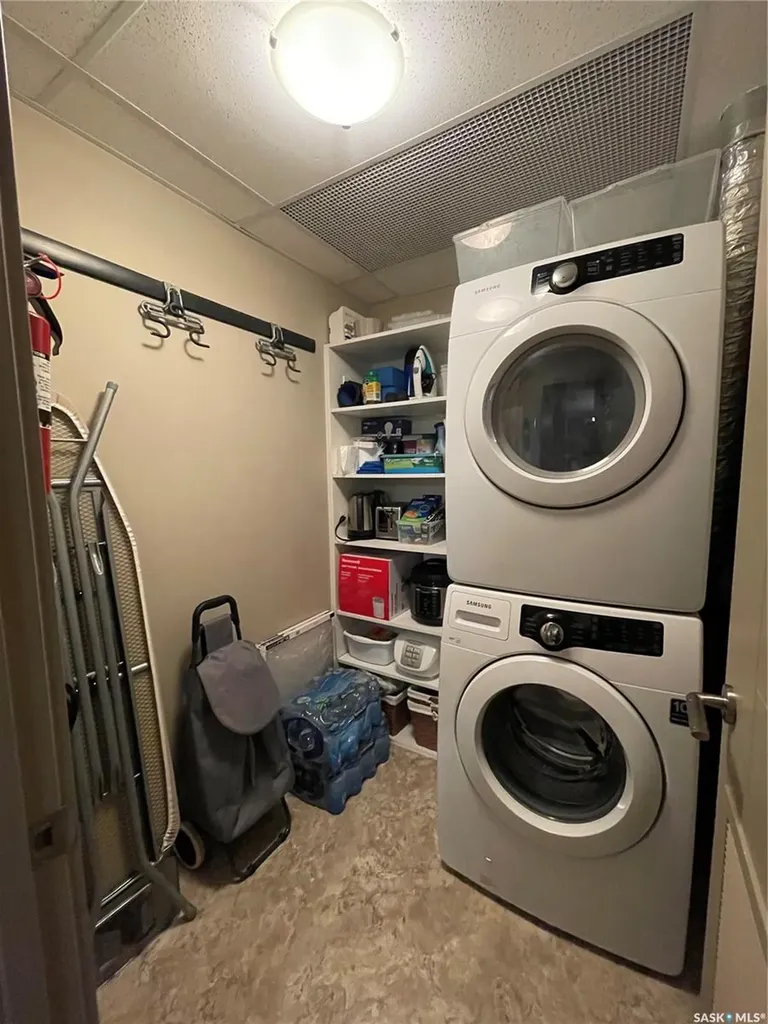 115 Willowgrove Crescent Saskatoon SK S7H 0M3